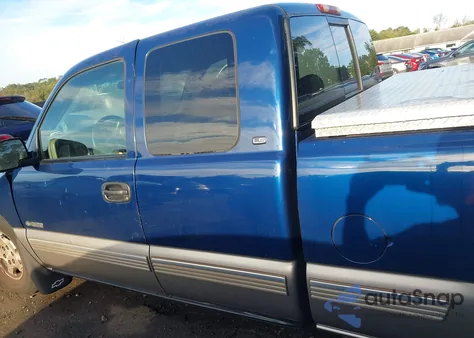 2000 Chevrolet Silverado C1500 from USA, damaged, VIN 2GCEC19T5Y1218645